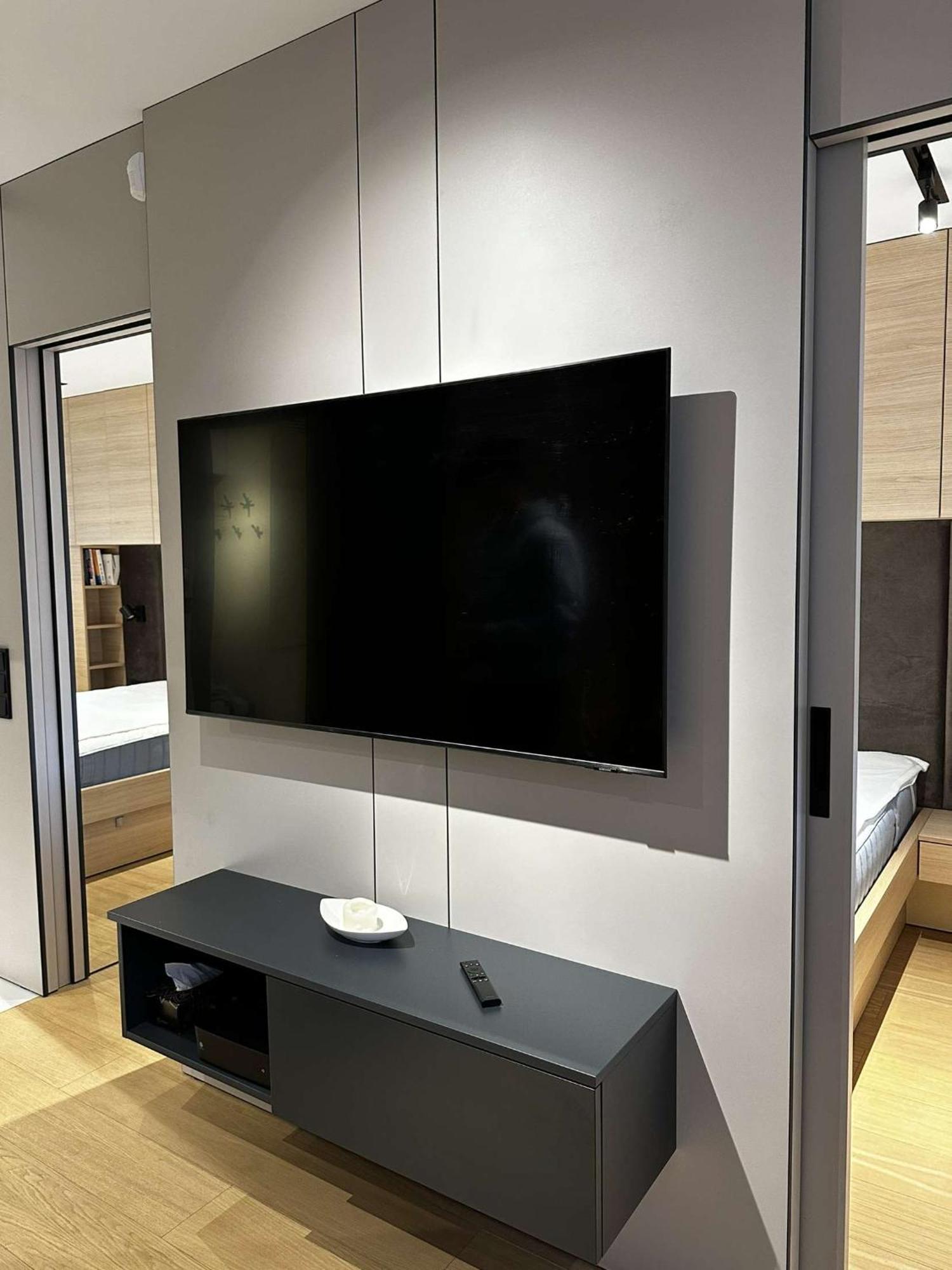 Apartament- Metro Trocka Warschau Buitenkant foto