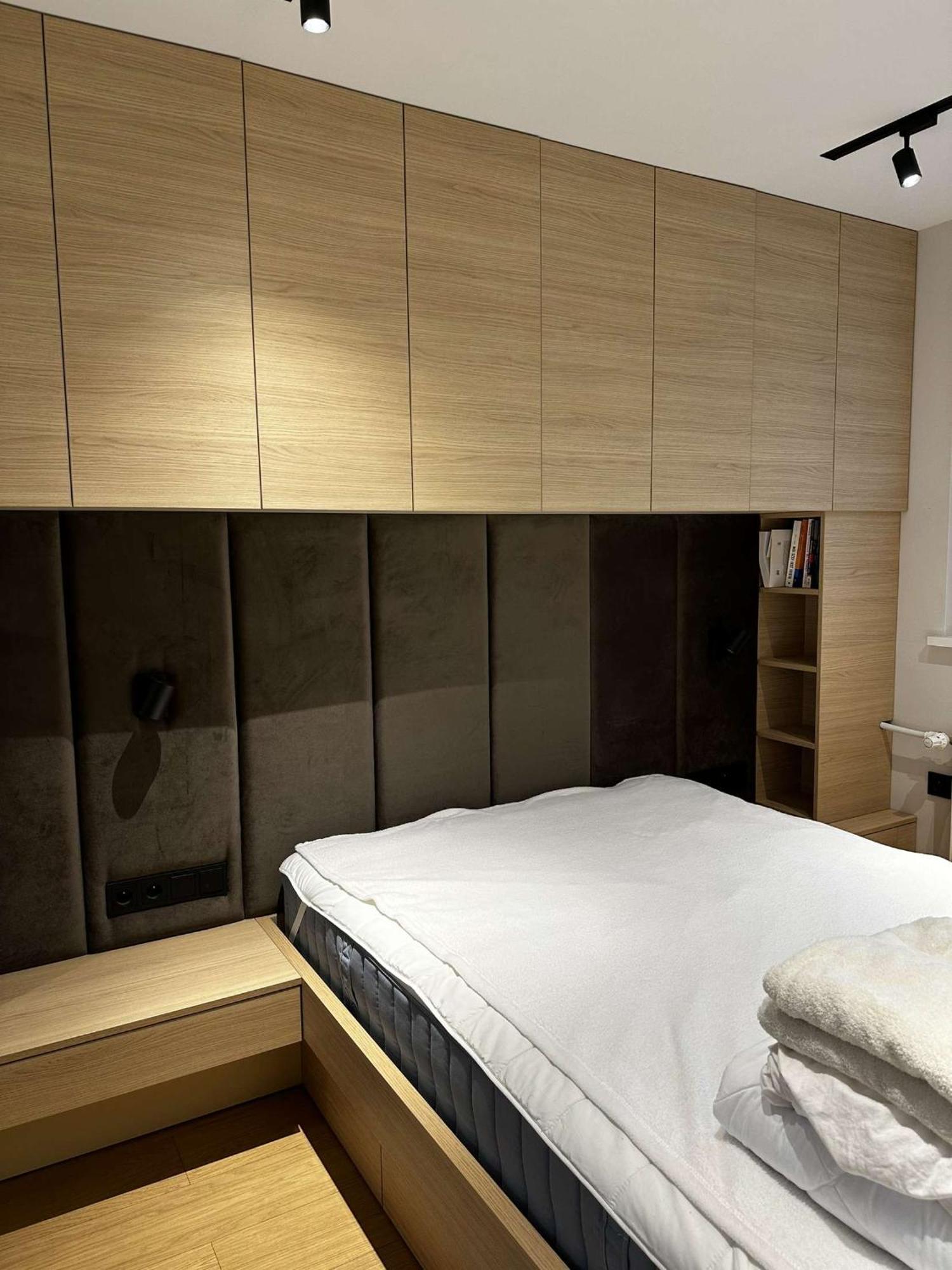Apartament- Metro Trocka Warschau Buitenkant foto